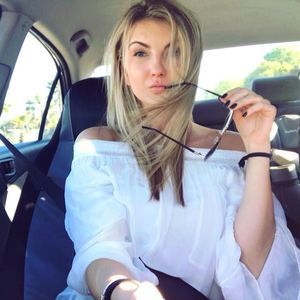 Meet your Posher, Dominyka